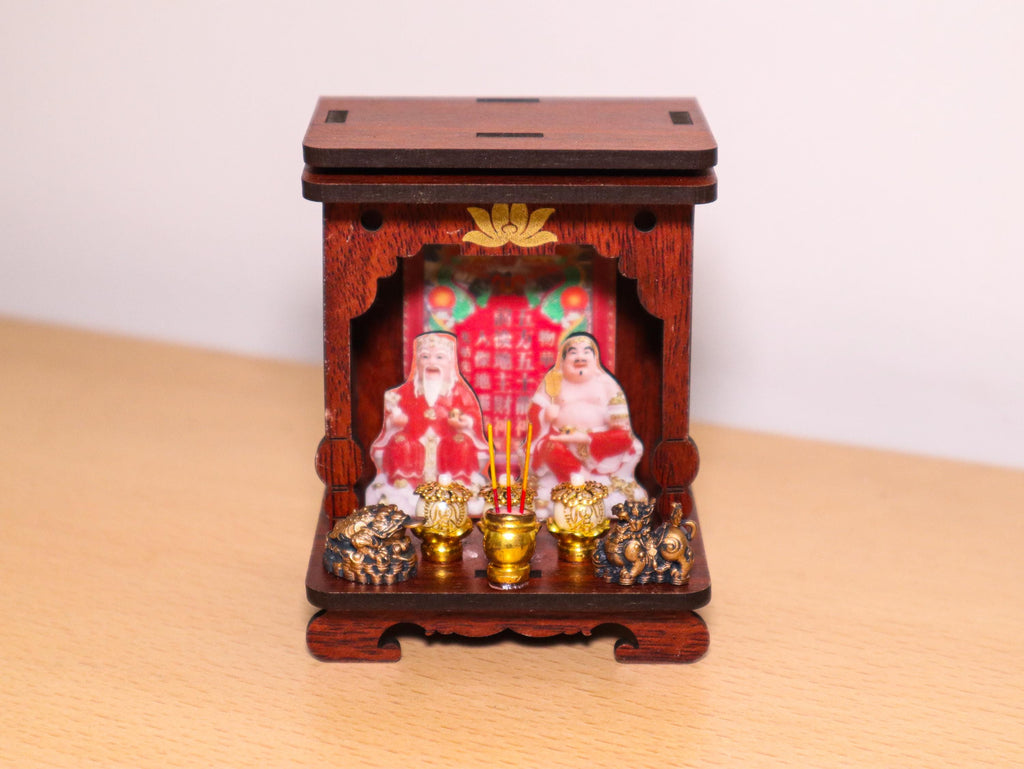 Miniature Vietnamese Altar of Earth and Wealth God: Collectible Lucky Decor