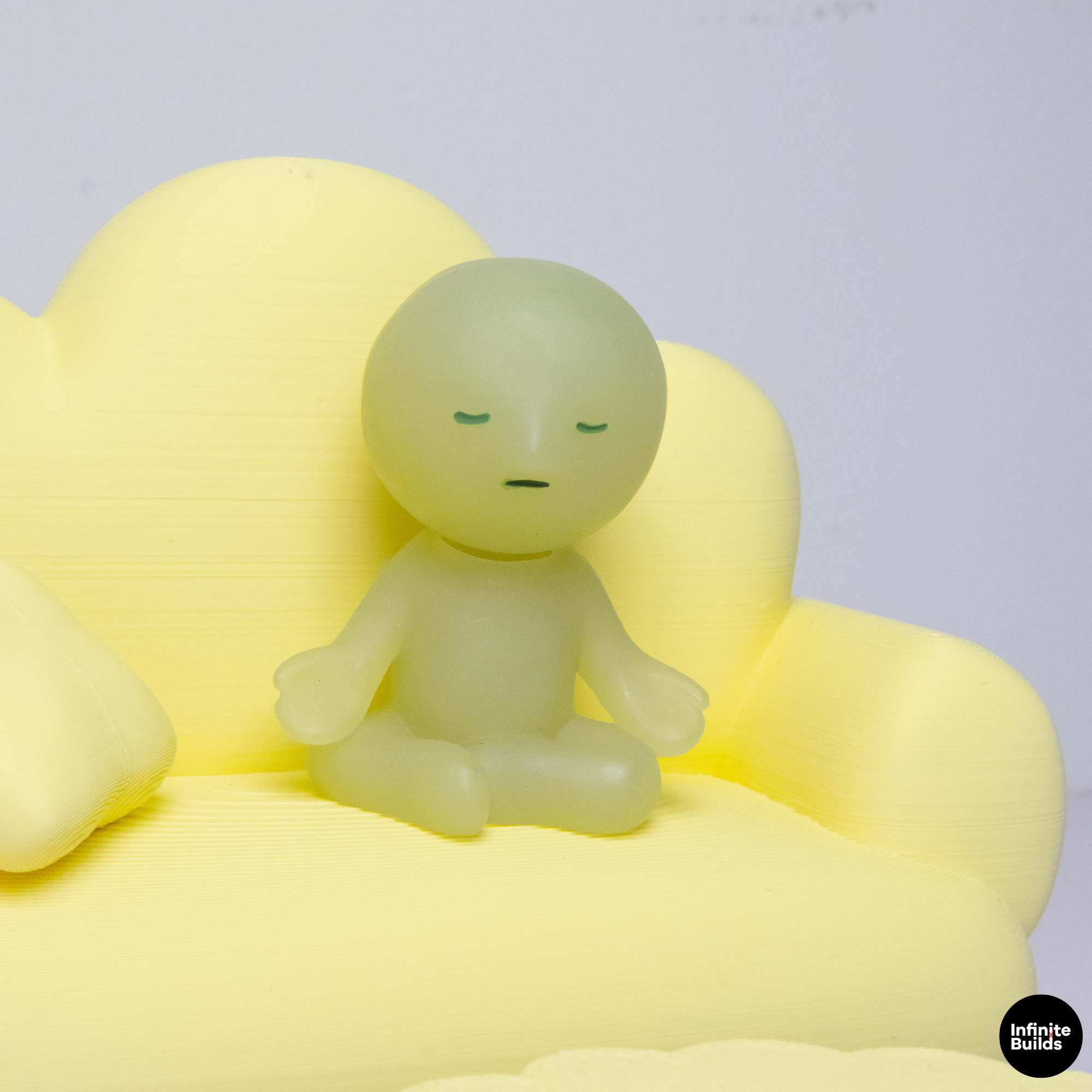 Smiski Cloud Mini Sofa & Coffee Table Set 1:12