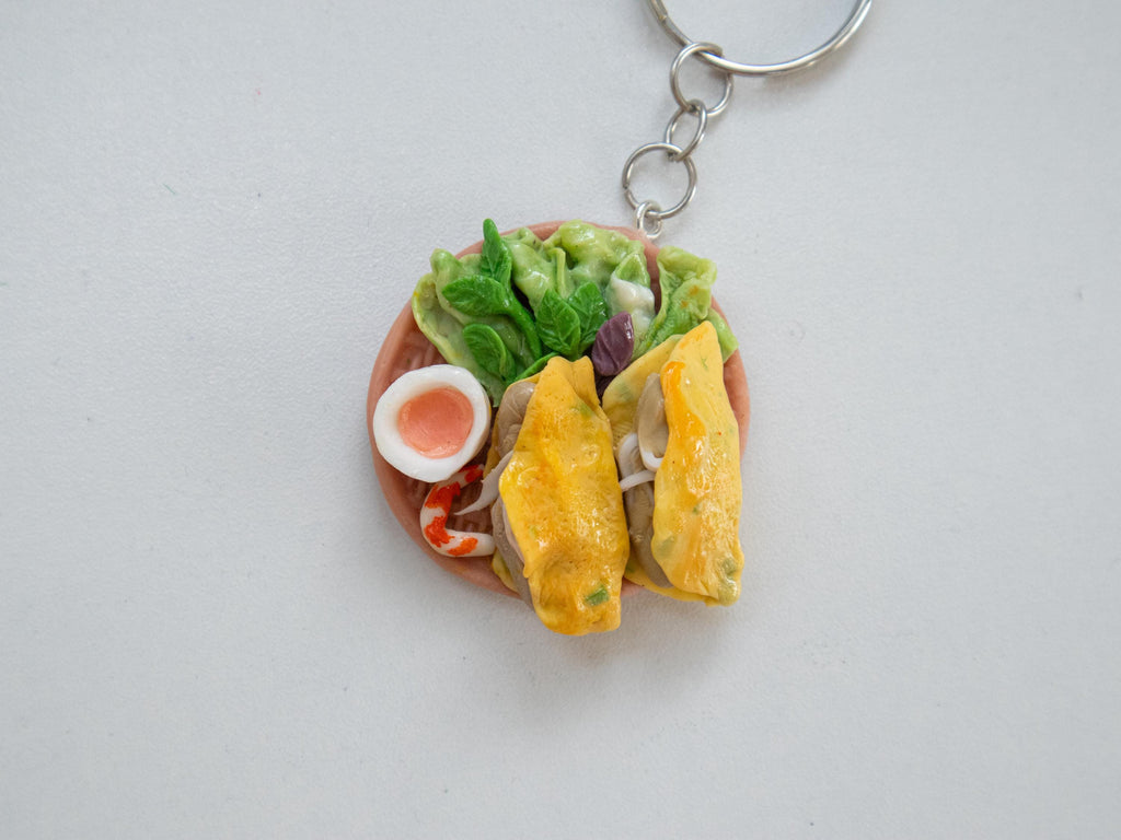 Handmade Bánh Xèo Keychain: Miniature Vietnamese Pancake Charm