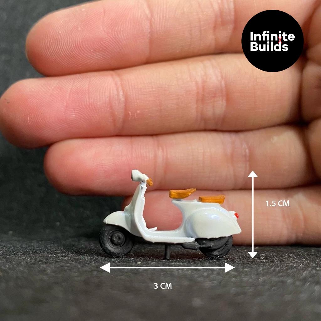 Miniature Vespa Motorbike | 1:64 Scale | Diorama Miniature | Italian Motorbike | 3D Resin Print | Hand painted | Scale Model