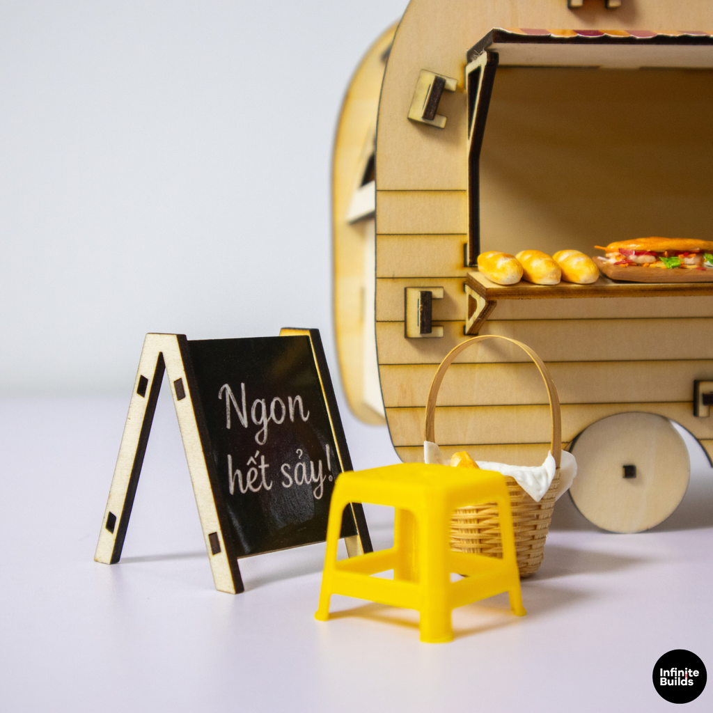 Vintage Camper Birdhouse Banh Mi Food Truck