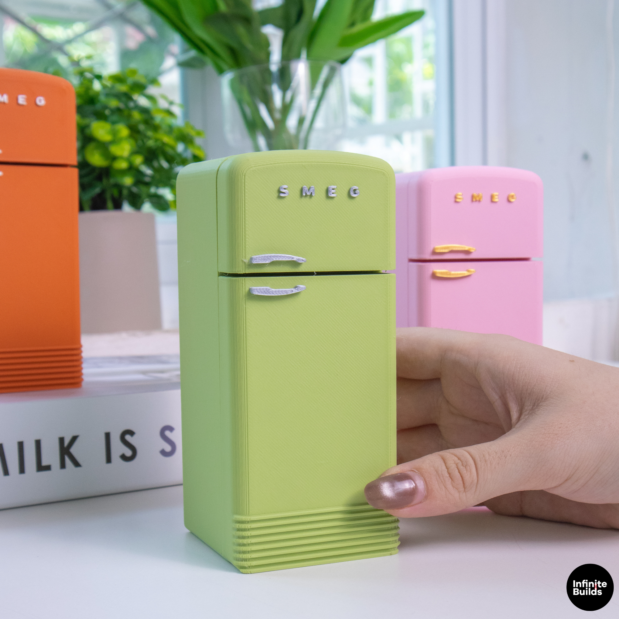 Mini Retro Fridge 1950 | Scale 1:12 | 3D Printed PLA | Dollhouse Decor | Sonny Angel Display Fridge | Cute Mini Furniture