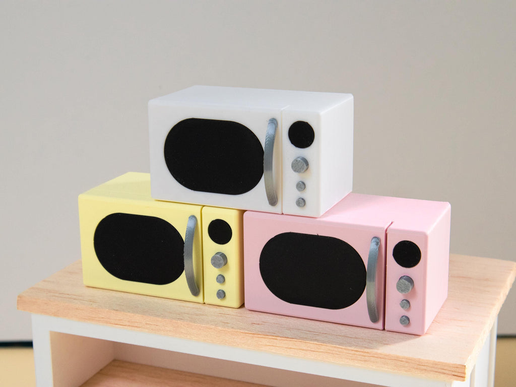 Miniature Retro Microwave | 1:12 Scale | Kitchen Appliance | Miniature Oven | Cute Kawaii Miniature | Roombox | Dollhouse Kitchen Accessory