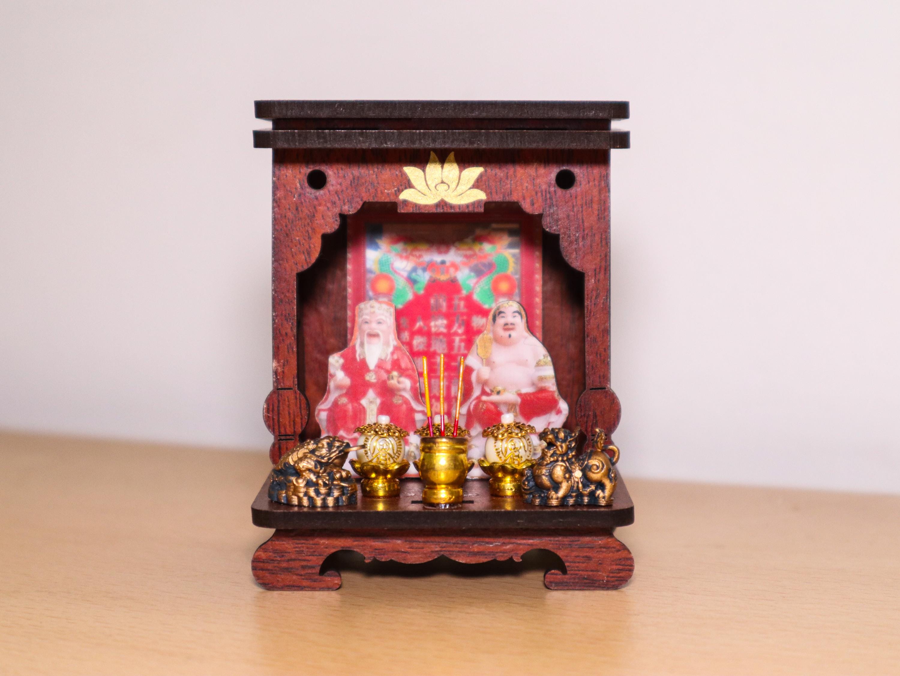 Miniature Vietnamese Altar of Earth and Wealth God: Collectible Lucky Decor