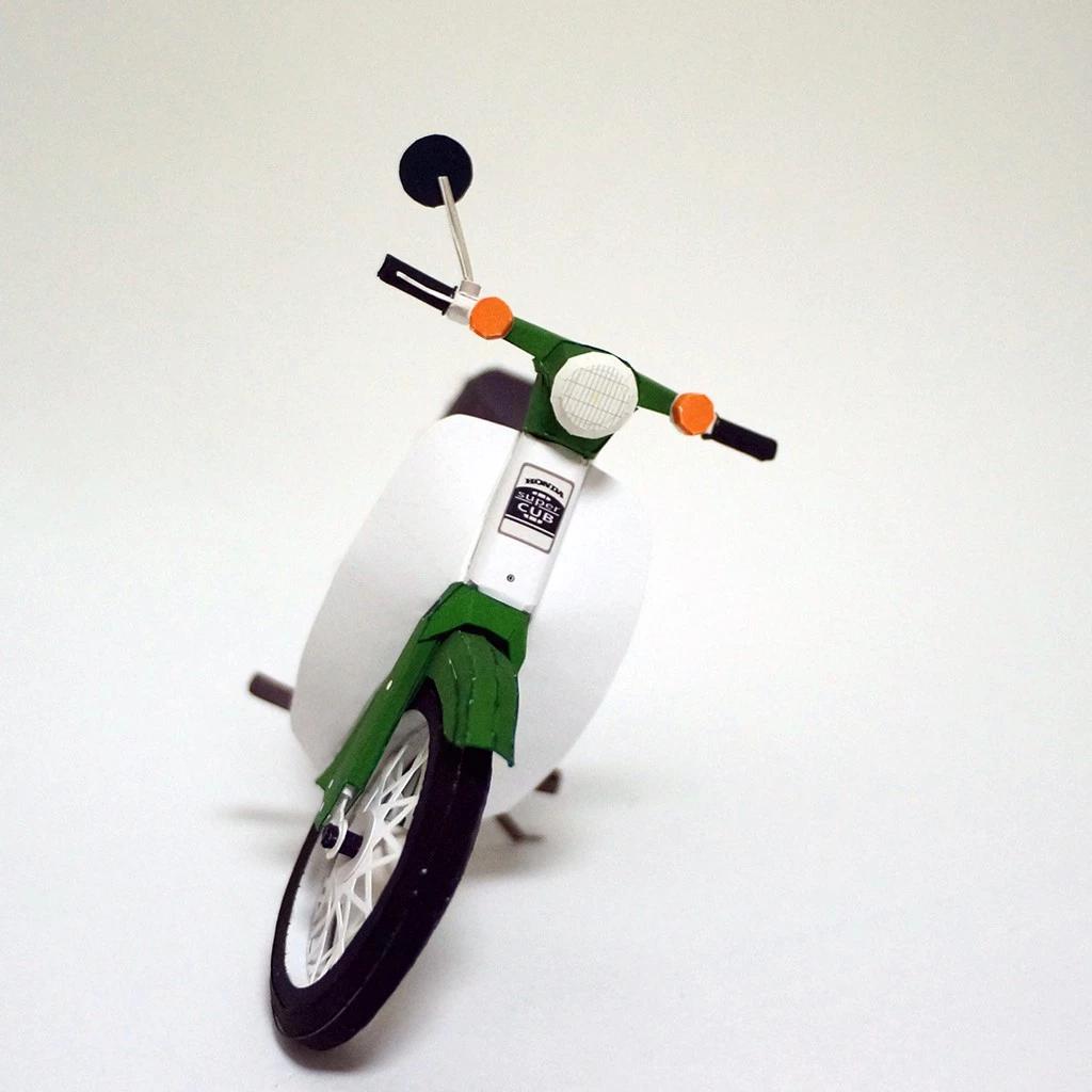 Honda Super Cub C50 DX-S Paper Model Kit: Miniature Diorama (DIY)