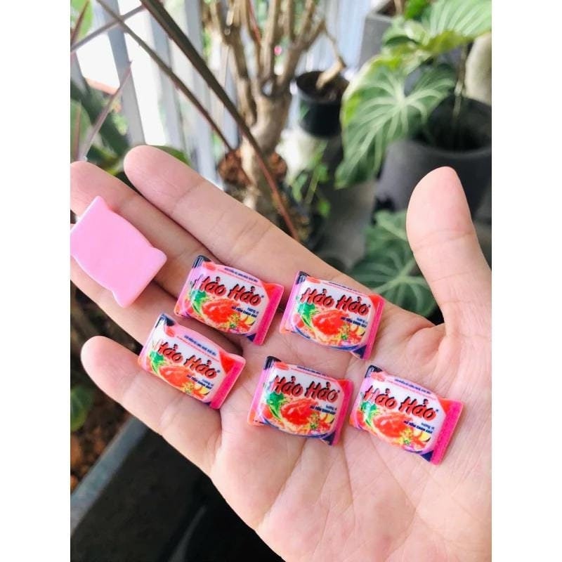Mini Hao Hao Instant Noodle Pack | 1:12 Scale | Set of 2 | Vietnamese Instant Ramen Pack | Ramen Charm | Miniature Food | Dollhouse
