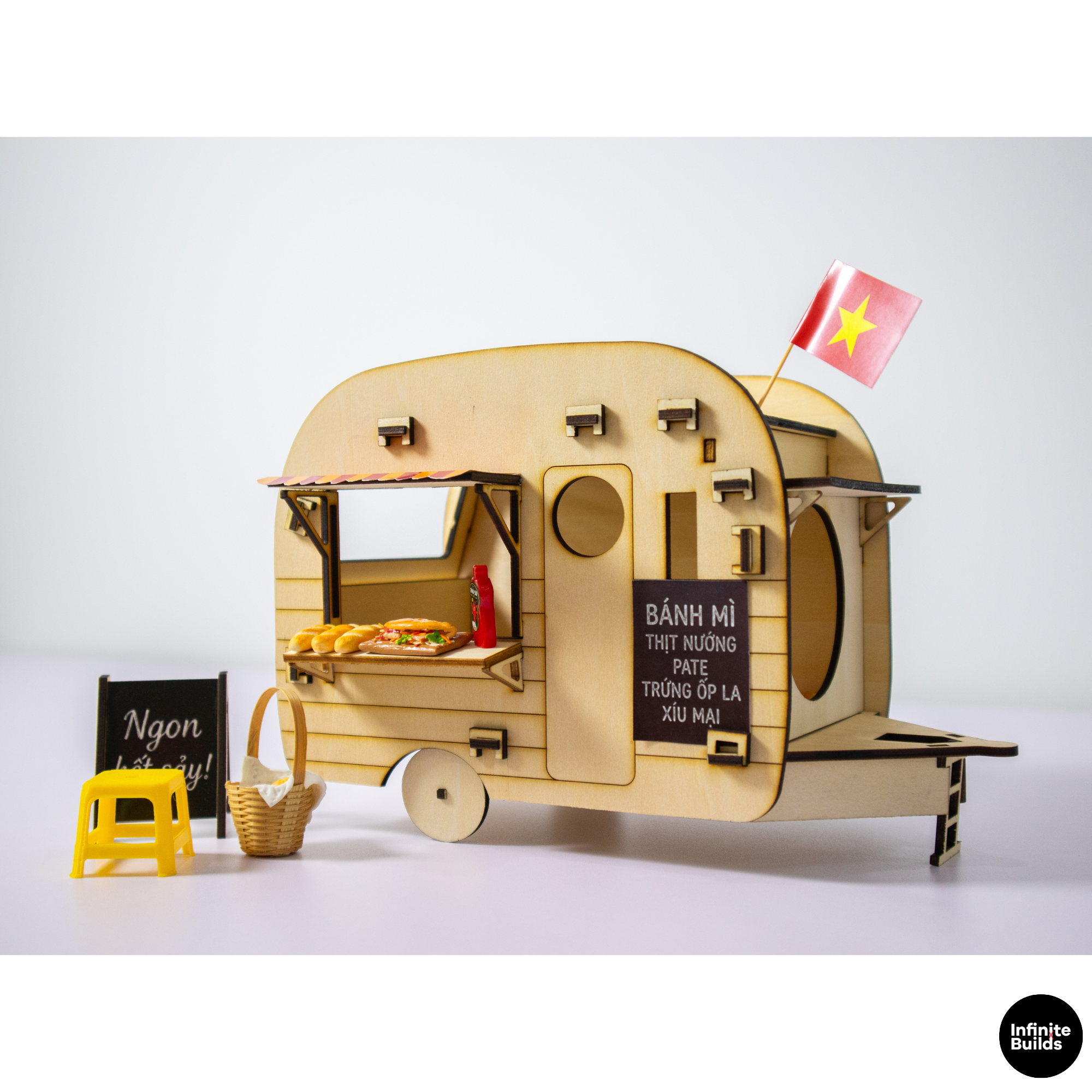 Vintage Camper Birdhouse Banh Mi Food Truck