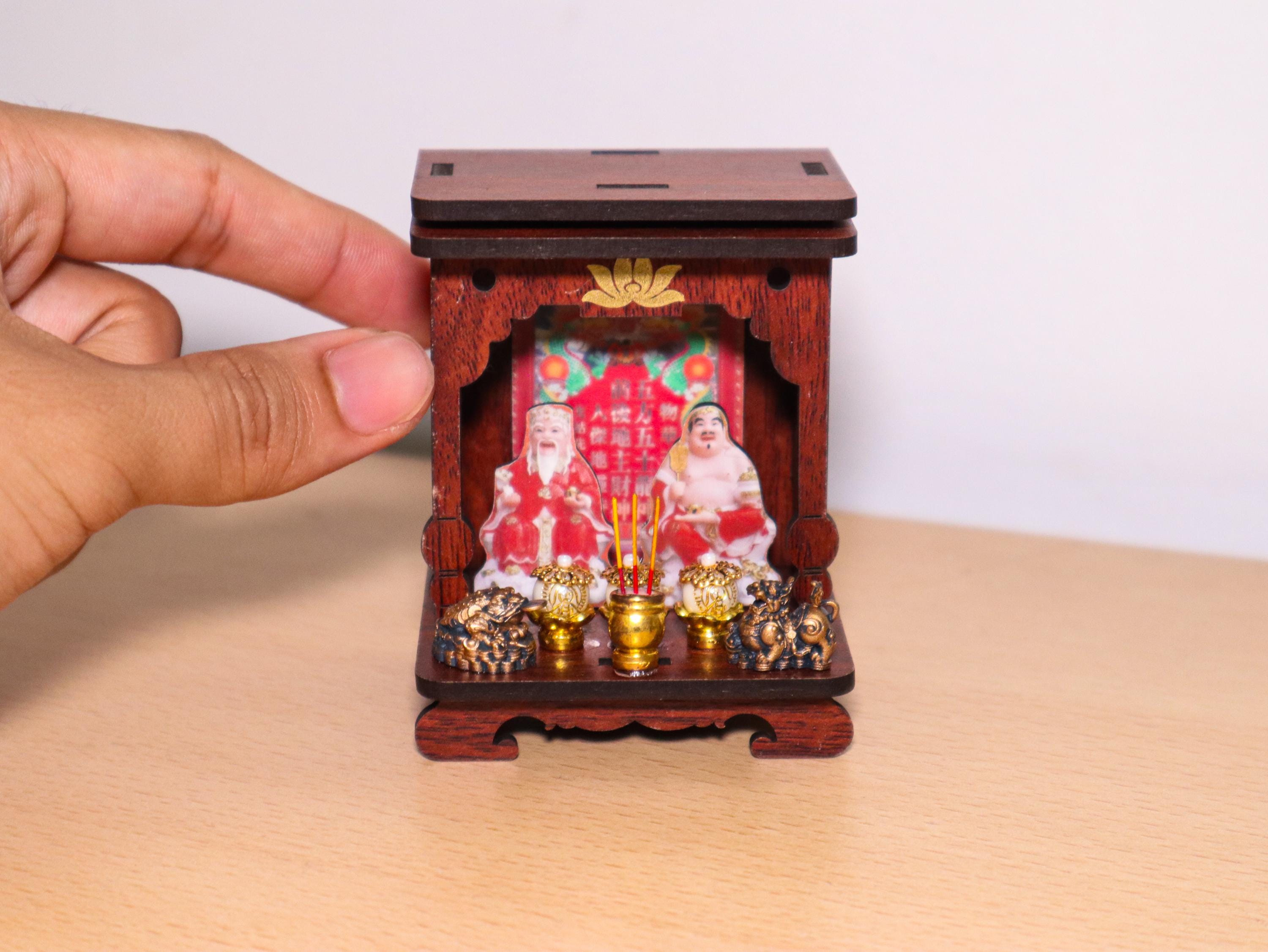 Miniature Vietnamese Altar of Earth and Wealth God: Collectible Lucky Decor