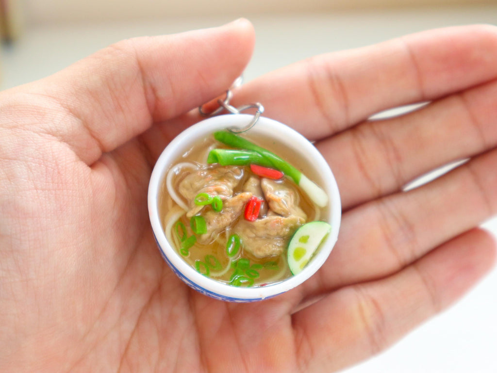 Miniature Pho Bo Keychain: Handmade Polymer Clay Vietnamese Food | Vietnamese beef noodle soup
