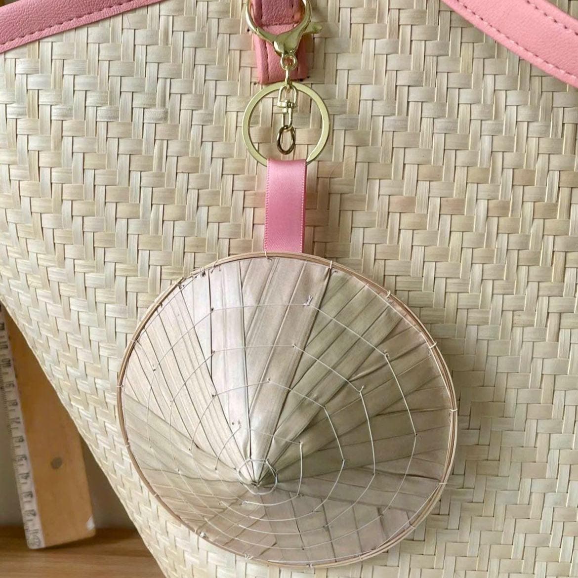 Mini Vietnamese Conical Hat Keychain | Handmade Nón Lá Charm | Bamboo Souvenir Gift from Vietnam | Eco-Friendly Bag Accessory | Palm Leaf