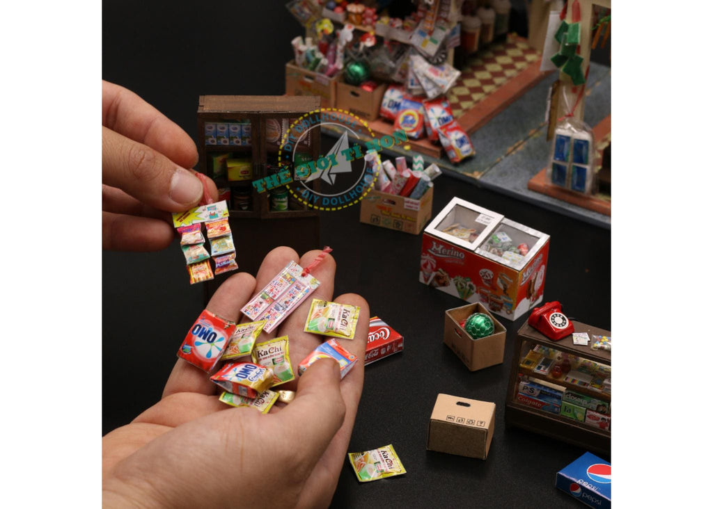 Miniature Vietnamese Convenience Store DIY Kit: Tiệm Sạp Khô Dollhouse Diorama