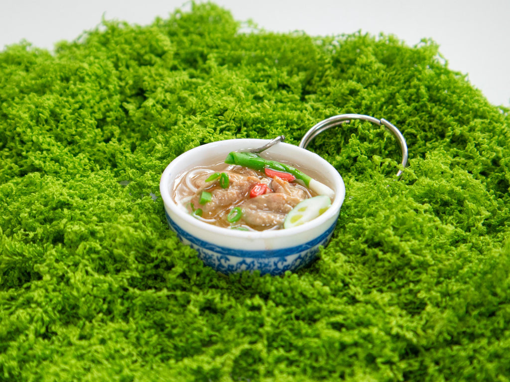 Miniature Pho Bo Keychain: Handmade Polymer Clay Vietnamese Food | Vietnamese beef noodle soup