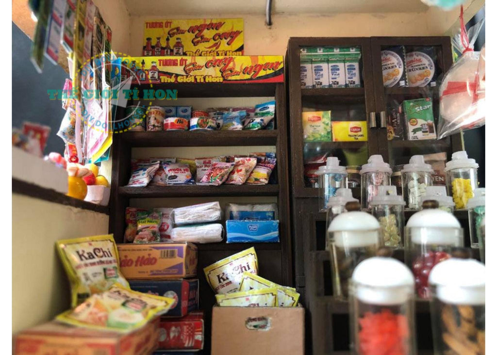 Miniature Vietnamese Convenience Store DIY Kit: Tiệm Sạp Khô Dollhouse Diorama