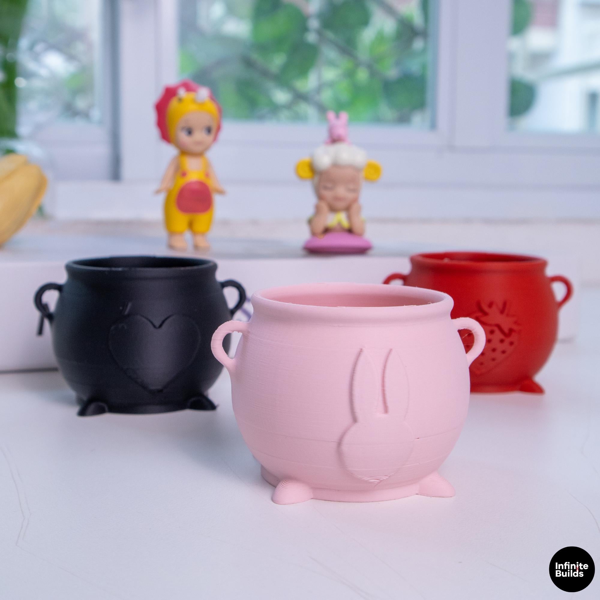 Sonny Angel Cauldron Display | 1:12 Scale | 3D Printed Mini Pot | Kawaii Desk Decor | Smiski Furniture Style | Gift for Collectors